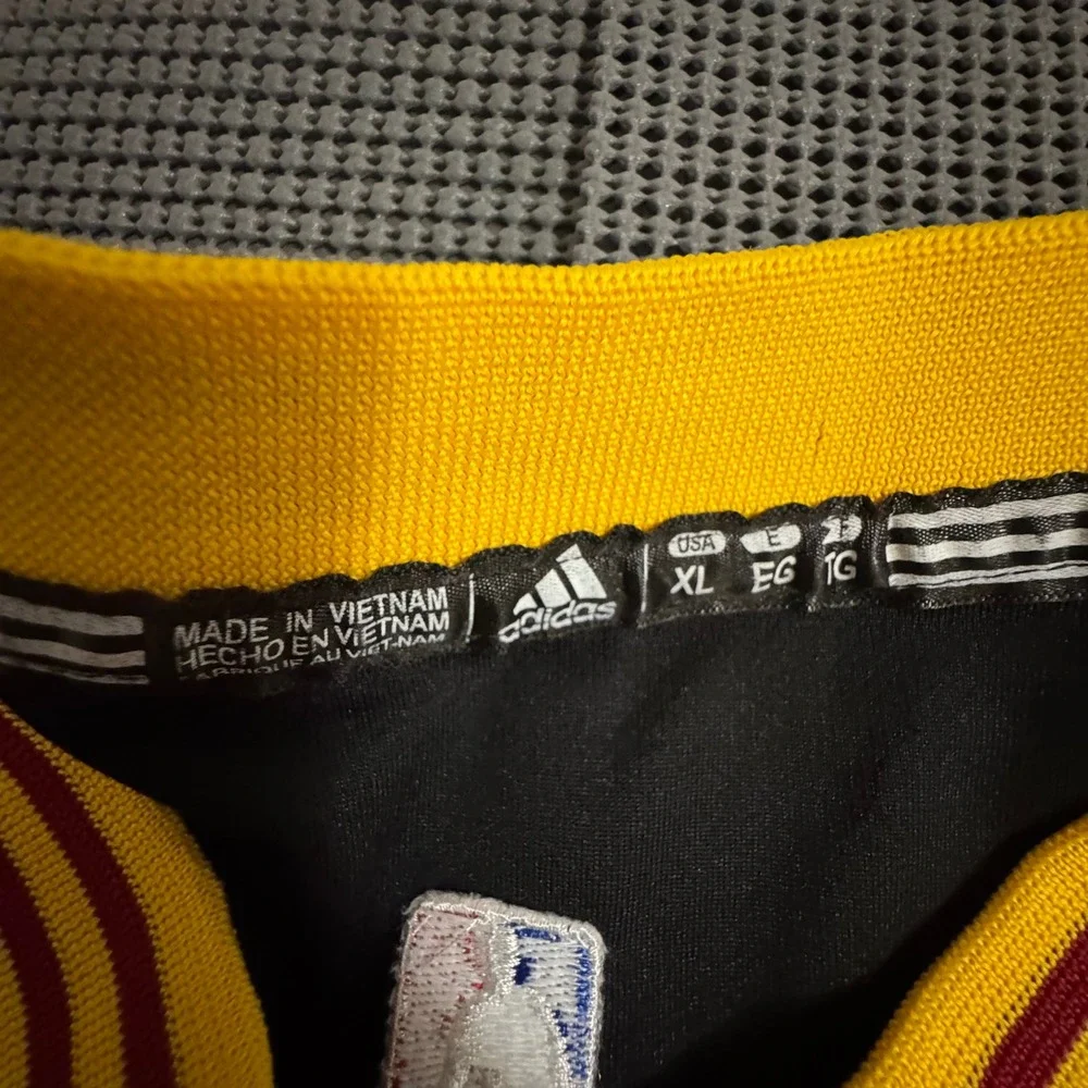 Adidas Kyrie Irving Cavaliers 2016 Finals Black Sleeved Jersey Youth XL